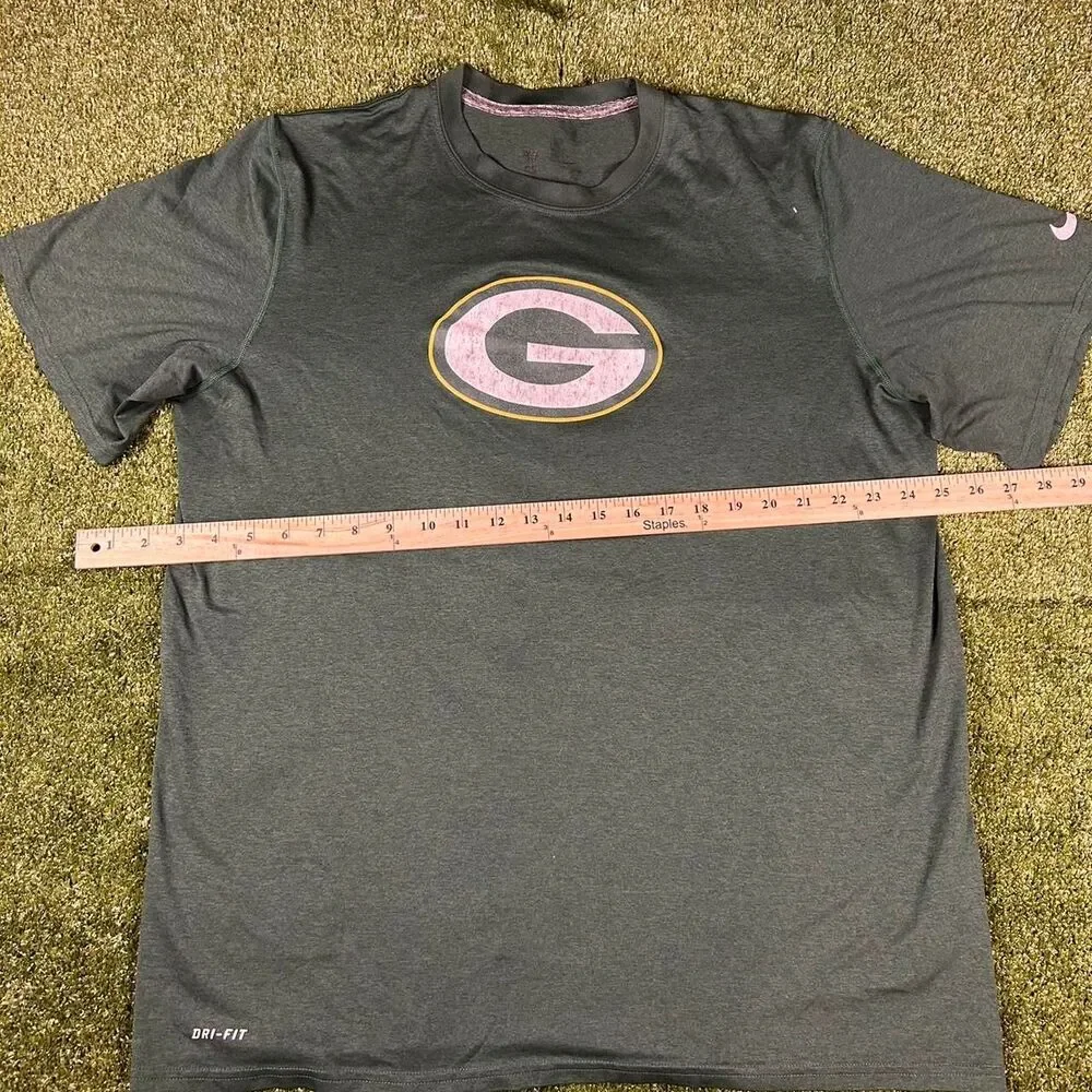 Nike Men's Green and Grey T-shirt